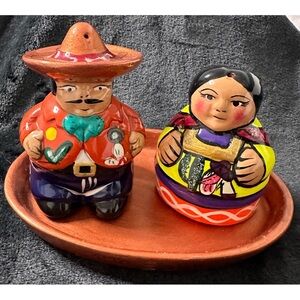 Mexican Art Pottery Salt And Pepper Shakers Hand Painted With Tray